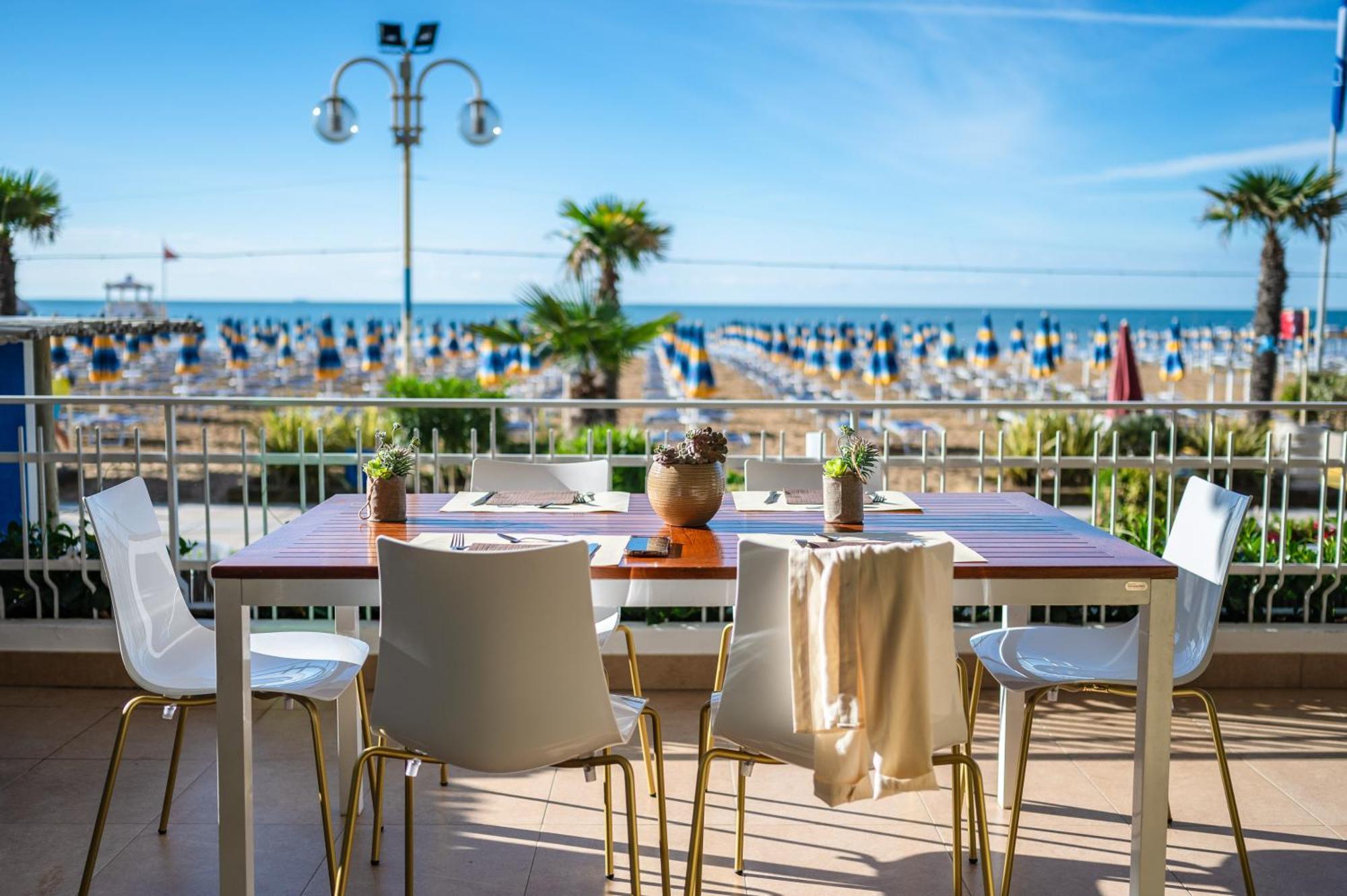 Hotel Orizzonte Lido di Jesolo Exterior photo